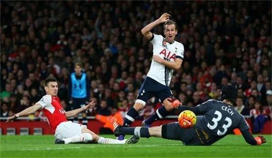 更是足球世 更是足球世